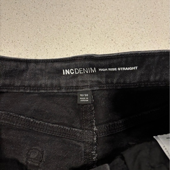 INC | Black Floral High Rise Jeans, Size 10/30 - Picture 4 of 6